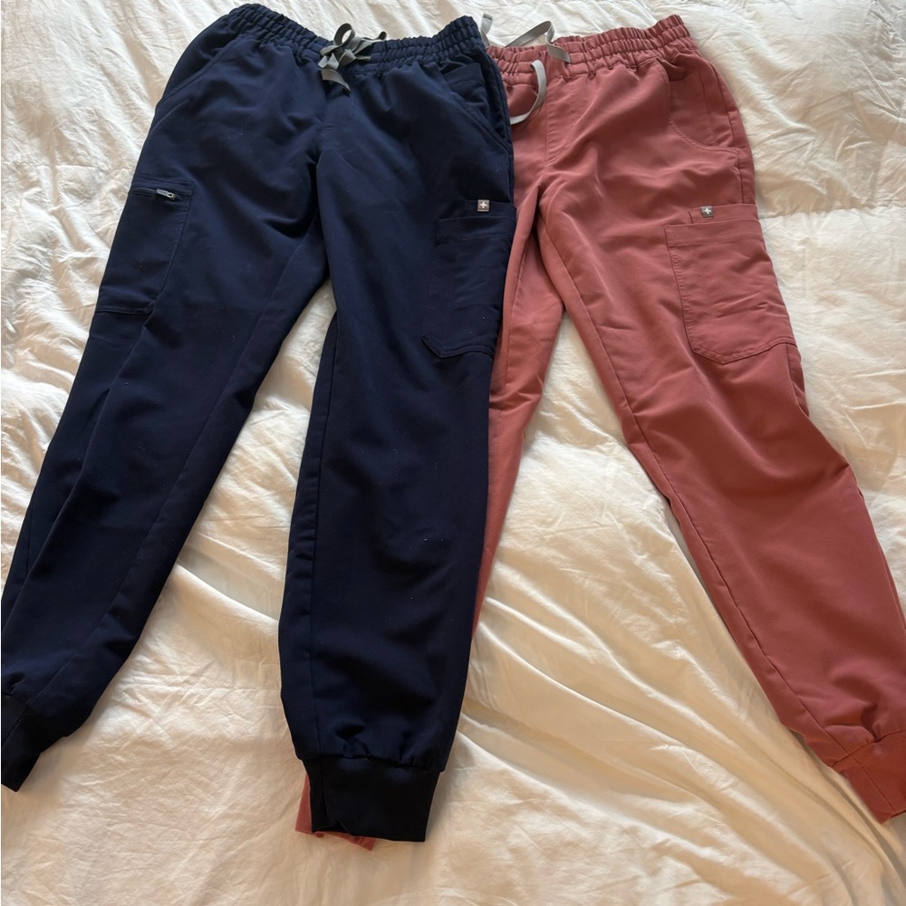 Figs joggers. Mauve and navy. XS